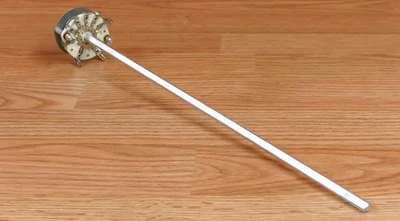 ¡LIMPIO! INTERRUPTOR SELECTOR ANTENA CERÁMICA DRAKE MN-2000 Foto 1 de 3