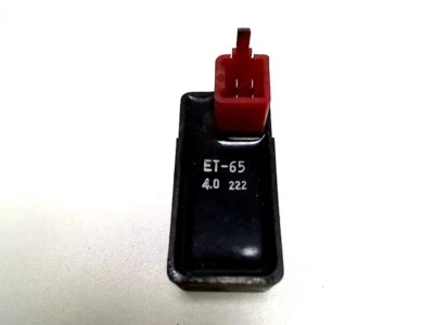 ET-65 relay per HONDA VF 500 C MAGNA V 30 (PC13) 1984 usato 157470 Foto 1 de 4
