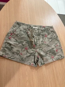 Maurice's Camouflage Print Shorts 5/6 grün Taschen Reißverschluss Hosenschlitz Baumwollmischung Chino-Stil - Bild 1 von 3