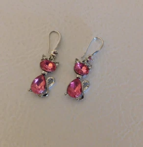 NEW Pair of Cute Pierced PINK CAT Earrings - Picture 1 of 2