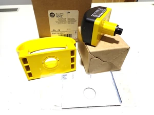 800Z-GL2Q5Y 800Z-GL2 ALLEN BRADLEY SER B BOTÓN TÁCTIL OEM NUEVO - Imagen 1 de 5