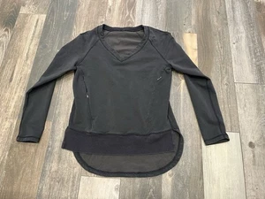 Lululemon After Asana Pullover Size 4 Black Striped Shirt Athleisure Vneck - Picture 1 of 8
