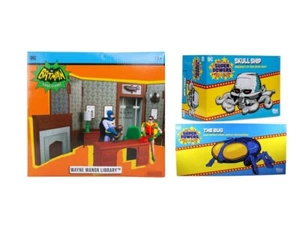 McFarlane DC Retro Line Playsets - Wayne Manor/The Bug/Totenkopfschiff - Bild 1 von 9