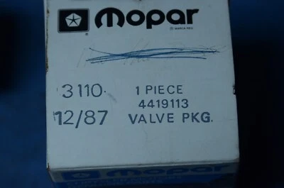 Nuevo de Lote Antiguo 1990-93 Chrysler Lebaron GTC Ventilador Radiador Embrague CA Relé de Combustible Mopar 4504214 Foto 1 de 4