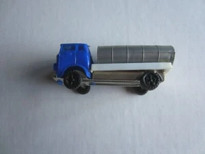 Vintage Kunststoff 3 1/2 Zoll Zee Metall Basis Benzin LKW - Bild 1 von 6