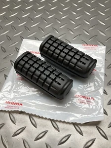 Honda NS400R NS400 R / Front Footpeg Footrest Rubbers / Pair Set / Genuine - Picture 1 of 7