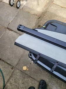 SCHWARZ KOFFERRAUM LADERAUMABDECKUNG Hutablage Verkleidung für TOYOTA RAV4 MK3 2006-2012 - Bild 1 von 8