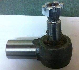 David Brown 885/990/995/996/1210/1212 Power Steer Cylinder Track / Tie Rod End. - Picture 1 of 2