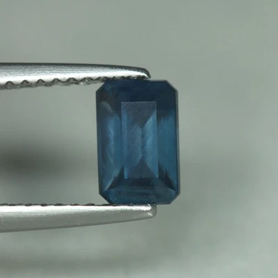 1.08 Cts_Colección Única_Espinela Azul 100% Natural Sin Calentar_Sri Lanka Foto 1 de 3