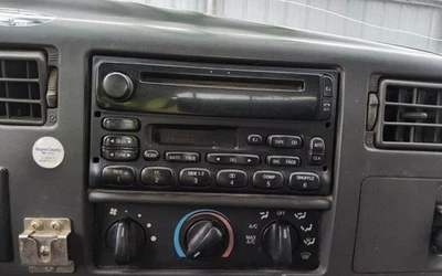 福特 F250 SD 拾音器 2000 - 2005 年加热/交流温度控制 1740800 — 第 1/4 张图片