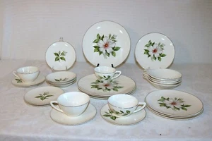 EDWIN M KNOWLES DAMASK ROSE X-4024 USA 28 Piece Set 7 Pc Place Set Service for 4 - Picture 1 of 9