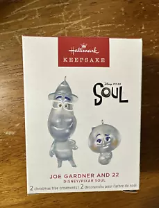 Hallmark 2023 Disney SOUL Joe Gardner e 22 ricordi EDIZIONE LIMITATA ornamento - Foto 1 di 3
