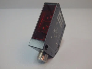 FPDM16P3921S14 - BAUMER - FPDM 16P3921/S14 / CH-8501 Capteur PNP USED - Picture 1 of 3
