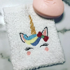 embroidered Soap Pockets Girls Unicorn Set Of 3 - Picture 1 of 5