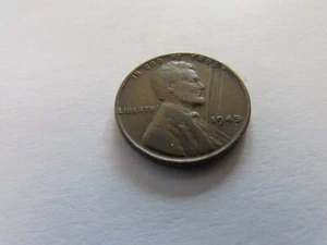 LAMINATION 1944 Lincoln Wheat Cent Philadelphia Penny MINT ERROR Coin 1c - Picture 1 of 5