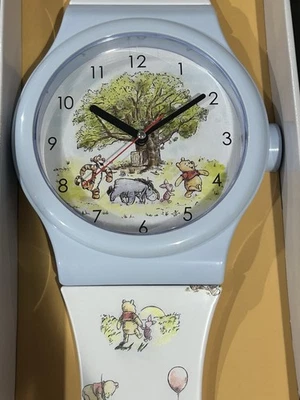 NUEVO Reloj de Pared Winnie The Pooh⏱️ Cien Acres Madera Jumbo Disney Foto 1 de 4