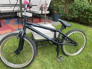 Black BMX Voodoo Malice Bike - Picture 1 of 10