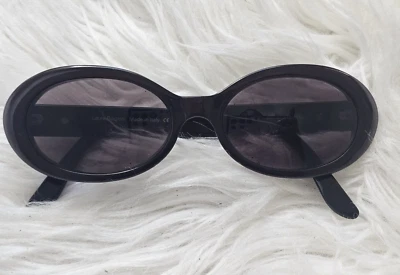 Gafas de sol vintage Laura Biagotti para mujer ovaladas visibilias negras LB 85092 300 Foto 1 de 4