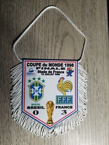 FANION  WIMPEL PENNANT BANDERIN 9x11cm  FIFA WC 1998  FINALE BRESIL - FRANCE