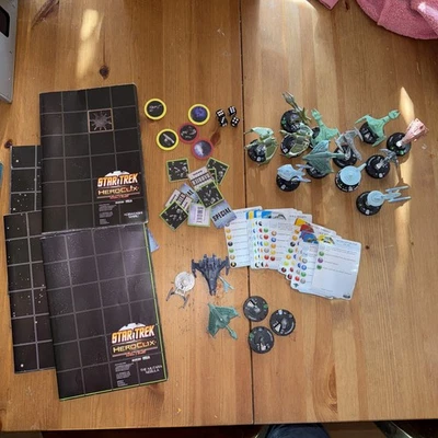 Star Trek Heroclix Lote de Naves Tarjetas Dados Mapas Fichas ¡Más! Foto 1 de 4