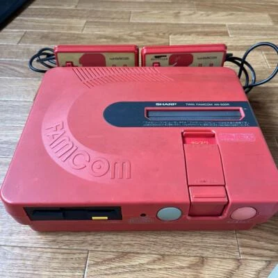Console TWIN FAMICOM SHARP AN500-R vermelho não testado USADO - Imagem 1 de 4