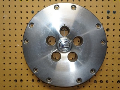 Tapa central Lexus SC430 2002-2011 aluminio cepillado OEM 42603-24240 74160 usada Foto 1 de 4