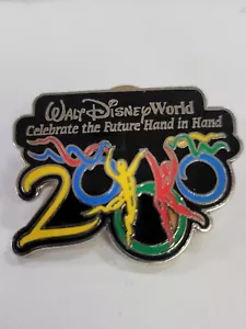 SPILLA WALT DISNEY WORLD CELEBRA IL FUTURO MANO NELLA MANO 2000 - Foto 1 di 2