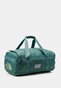 THE NORTH FACE BASE CAMP VOYAGER 62L DUFFEL BAG - DARK SAGE/GREEN - HOLDHALL NEW - Picture 1 of 6