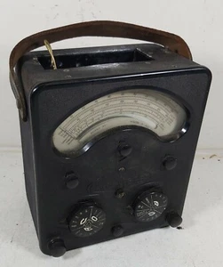 Universal Avometer 7 - Picture 1 of 4