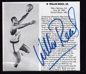 Willis Reed Autographed Small Magazine Photo Beckett Authentic - Picture 1 of 2