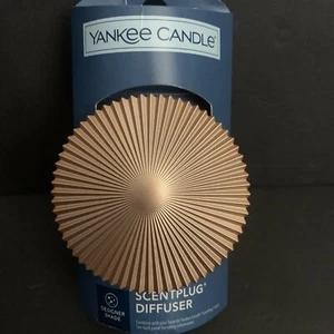 *NEW* Yankee Candle Designer Shade Scent Plug Electric Diffuser plug in  - Picture 1 of 5
