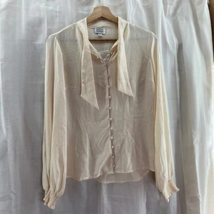 Einzigartige Vintage Damen Bluse Oberteil Elfenbein Bindekragen Langarm Gr. S/M - Bild 1 von 6