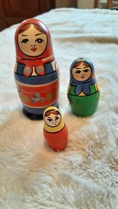 Russische Babuschka. Matrjoschka. Schöne Matroschka! 3 Holzpuppen! - Bild 1 von 5