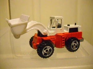 HOT WHEELS LOOSE WHEEL LOADER TRACTOR - Picture 1 of 1