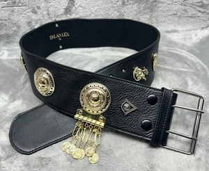 Dylan Lex Romy breiter Leder Taillengürtel schwarz/gold Charms Medaillon Gr. XL - Bild 1 von 16