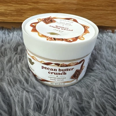 Exfoliante corporal Dove Pecan Butter Crunch edición limitada de vacaciones Foto 1 de 3