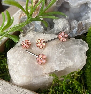 ПАРА опалов блестящие лепестки цветов соски кольца розовое золото щиты штанги - Изображение 1 из 2