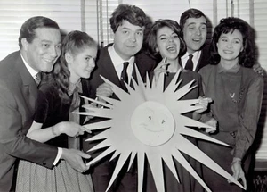 1963 Vintage Photo Golden Sun of Songs Award Winners Minou Drouet Pierre Perret - Picture 1 of 2