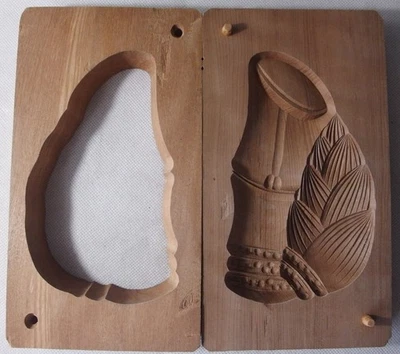 22ksg128 JAPANESE KASHIGATA WOOD CAKE MOLD BAMBOO 竹 タケノコ HAND CARVE... - Image 1 of 4