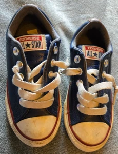 Converse - All Stars - Upper Leather - 2 Tone - Low Top - Size Youth 11 - Shoes - Picture 1 of 4