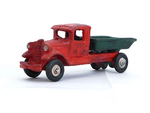 OLD HUBLEY CAST IRON DUMP TRUCK RED GREEN TRUCK QUARRY CAST IRON 13CM RED GREEN - Picture 1 of 1