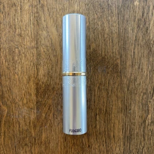 L'oreal QuickStick Face & Body Blush Cheek Color Shade Moon Gleam .33 oz SEALED - Picture 1 of 3