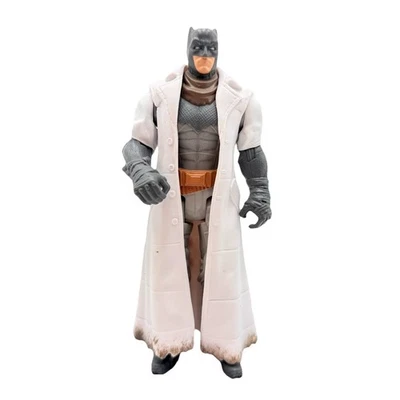 Figura de acción Batman vs Superman Dawn of Justice Arctic Zone Batman 2016 6" DC Foto 1 de 4