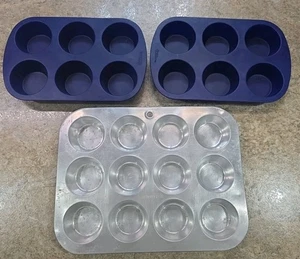 Wilton Silikon ZWEI 6 Tassen Muffinform VINTAGE KITCHEN PRIDE MIRRO 12 CUPCAKE SET - Bild 1 von 3