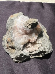 Gmelinite and Analcime, Cairns Bay, Flinders, Victoria, Australia  - Picture 1 of 3
