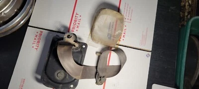 86-88 Suzuki Samurai Cinturón de Seguridad Delantero Retractor Hebilla Cubierta SJ413 87 Sami Zuki Foto 1 de 4