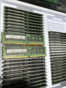 1PCS New SK Hynix 64GB 4DRx4 PC4-2133P HMAA8GL7MMR4N-TF - Picture 1 of 2