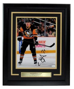 Evgeni Malkin handsigniert 11x14 Fotopinguine gerahmt JSA 176744 - Bild 1 von 4