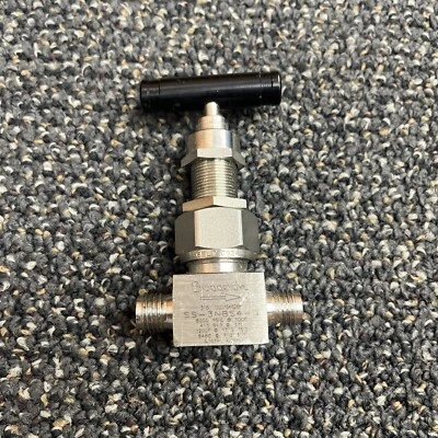 Swagelok SS-3NBS4-G Needle Valve - Image 1 of 3