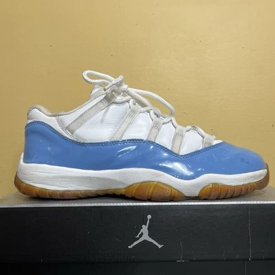 Talla 11.5 - Air Jordan 11 Retro 2001 Low Columbia Foto 1 de 4